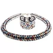 Perle in vetro (Rep. Ceca) 3 fori Cali Beads 3x8mm Opaque Olivine x30