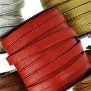 Cinghia per sacchetti in plastica con cucitura da 10 mm Avorio x 1 m