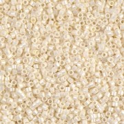 Miyuki Delica 11/0 DB0203 - Cream Ceylon x 100 g