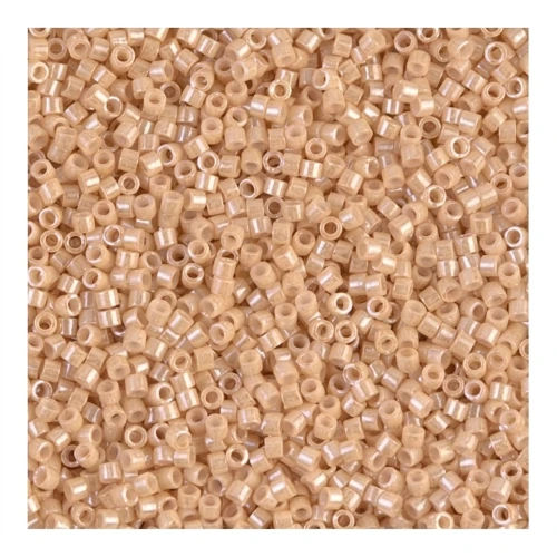 Miyuki Delica 11/0 DB0205 - Light Caramel Ceylon