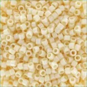 Miyuki Delica 11/0 DB0157 - Opaque Cream AB pacchetto da100g