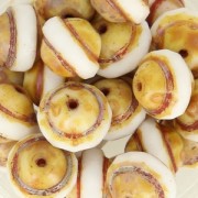 Perline in vetro Saturn Beads 8x10 mm Opaque White Travertin x10