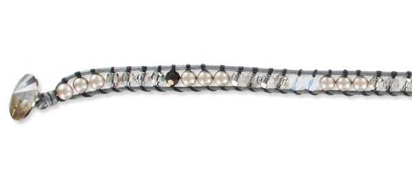 Bracciale rotondo e perlato con cordoncino in pelle di cristallo puro : Tappa 2