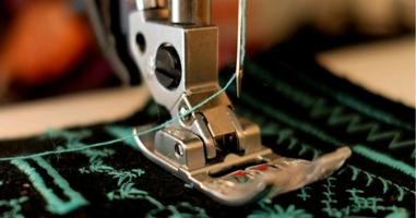Comment mettre le fil d'une machine à coudre ? Comment mettre le fil d'une machine à coudre ?