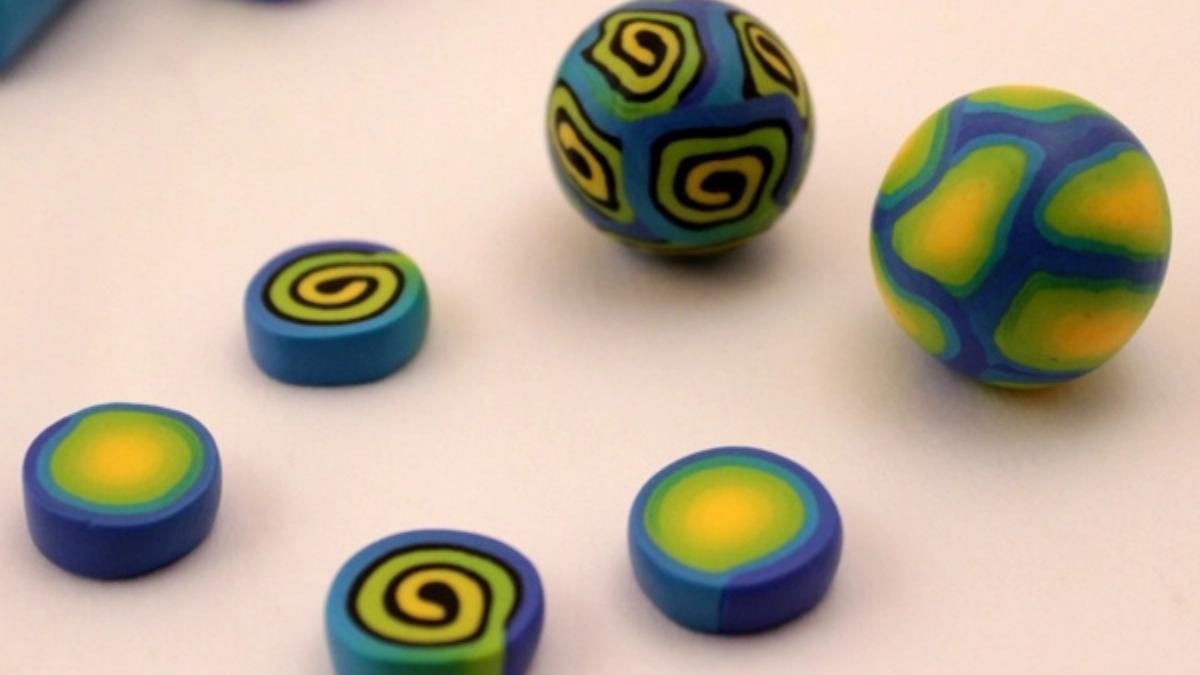 Apprenez à réaliser vos canes en pâte polymère Apprenez à réaliser vos canes en pâte polymère