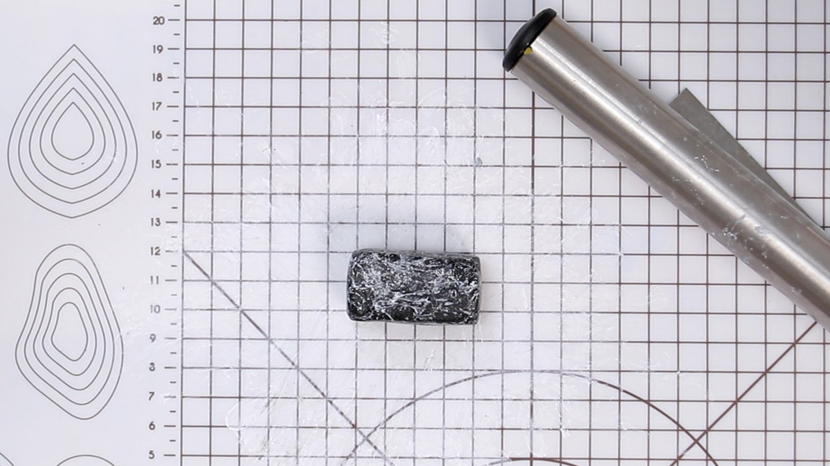 Impara come creare un effetto marmo bianco in polimero : Tappa 3