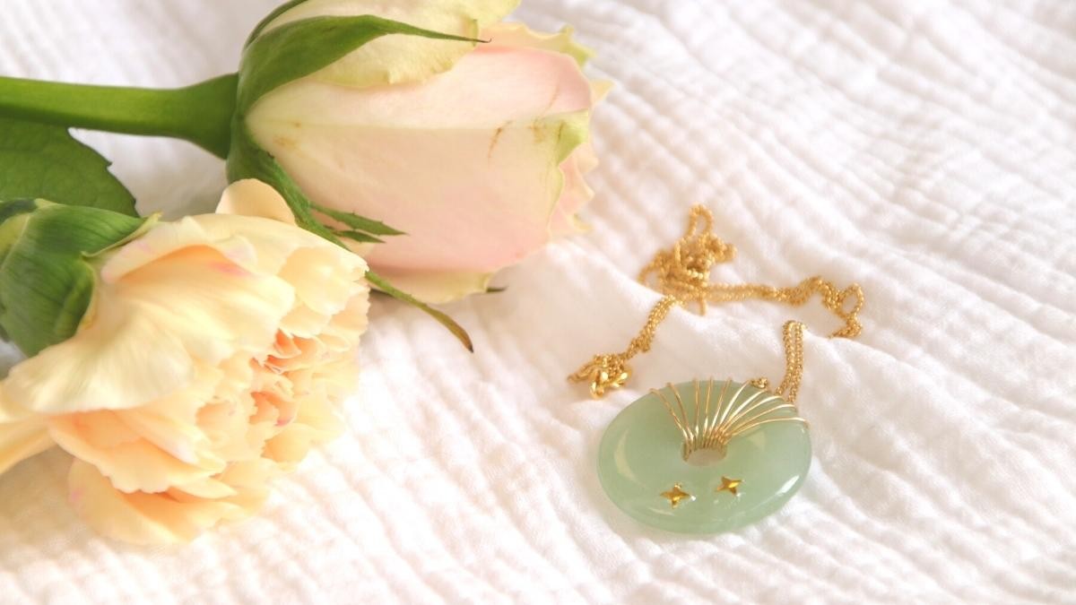 Come districare la catena di una collana? Come districare la catena di una collana?