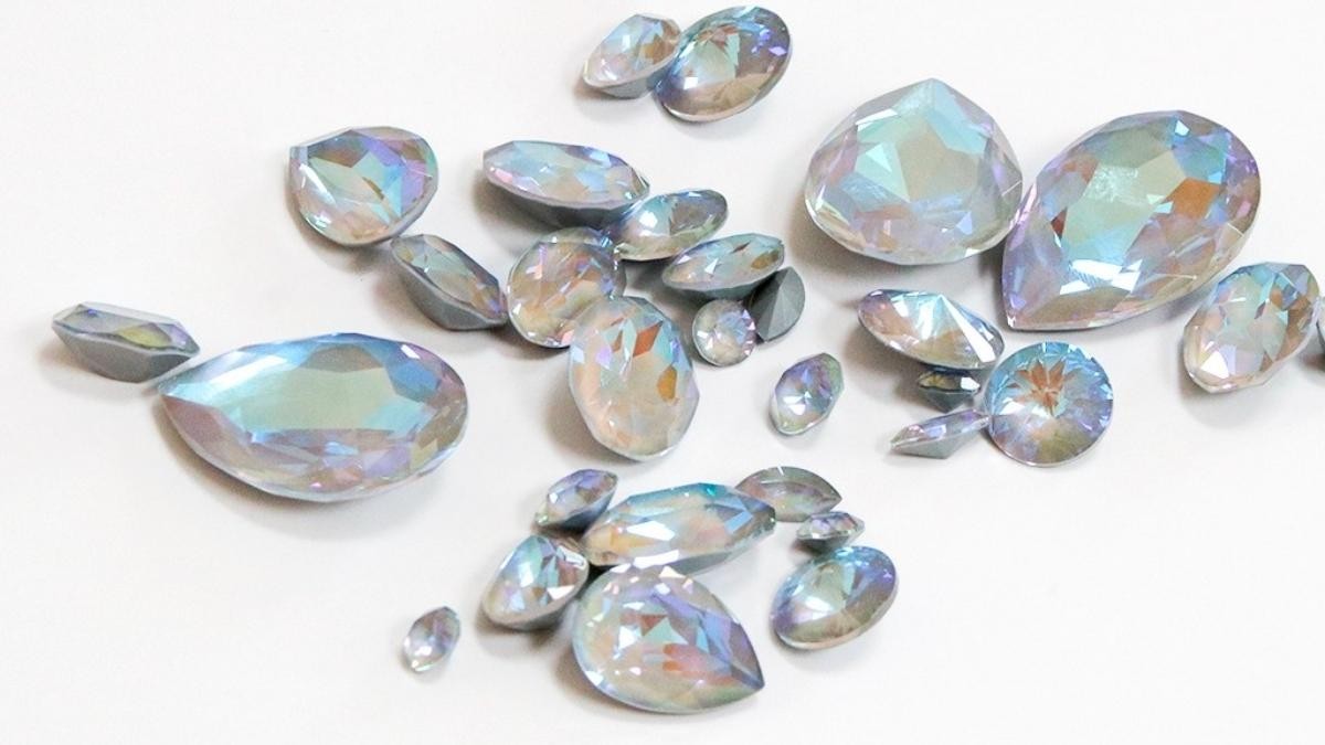 Quelle est la différence entre cristal et cristal de roche ?