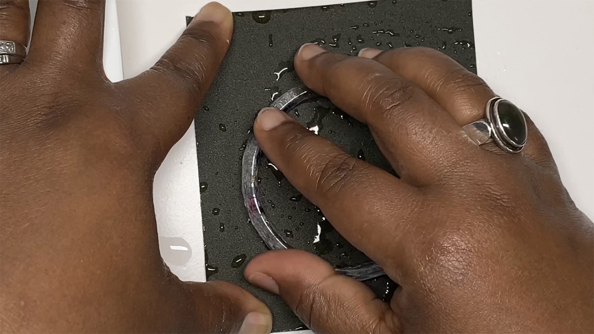 Come si carteggia la resina? : Tappa 7