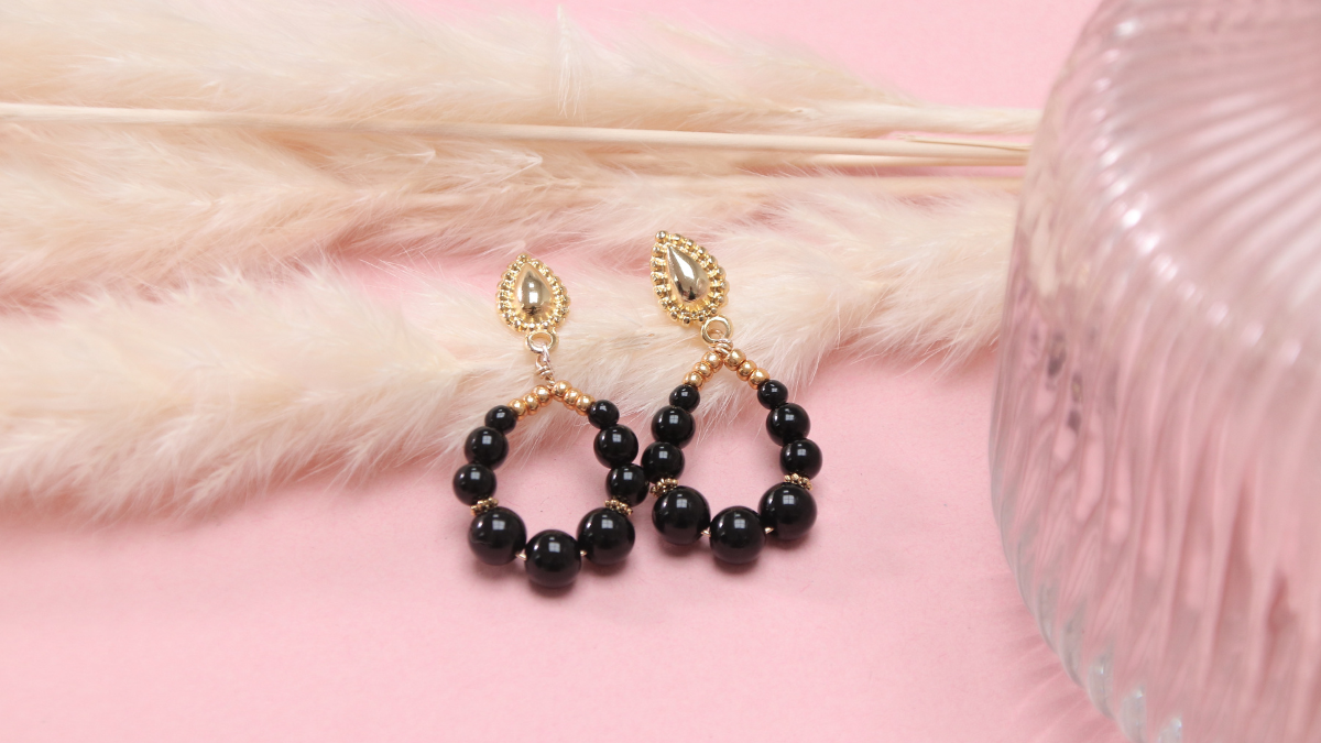 Lezione 2: Realizzare orecchini a goccia con perline : Tappa 2