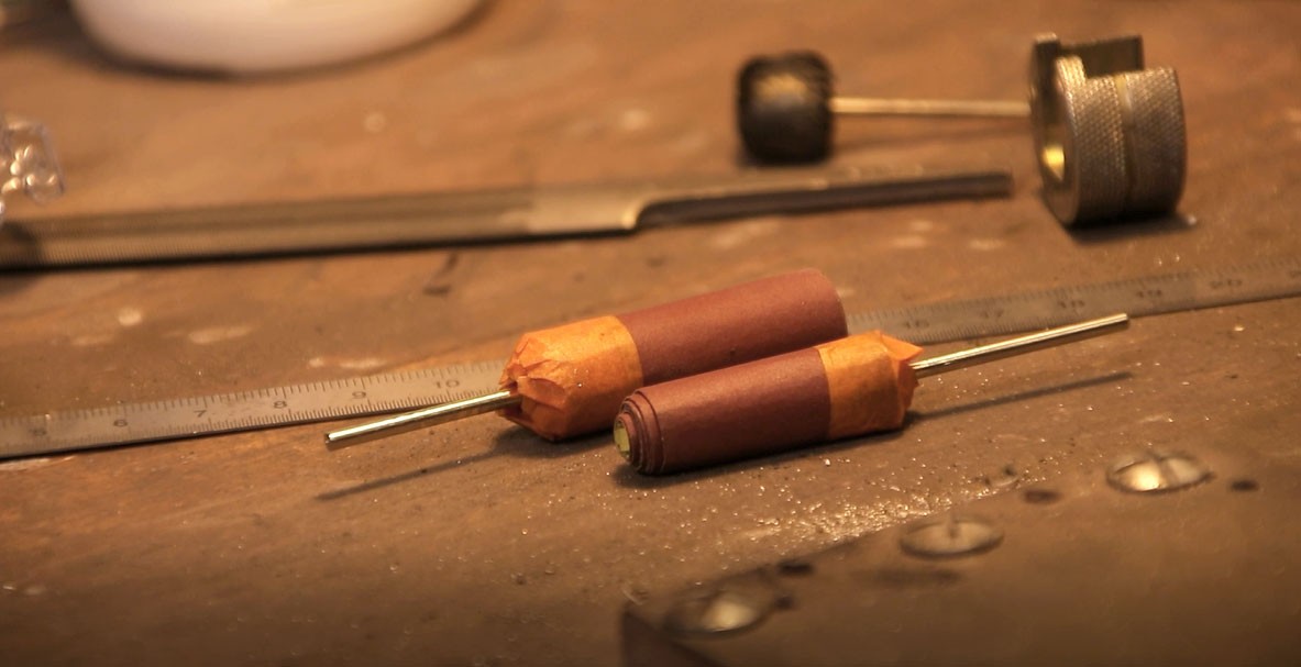 Come fare una smerigliatrice (una mosca)?