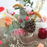 centre de table fleurs crepons