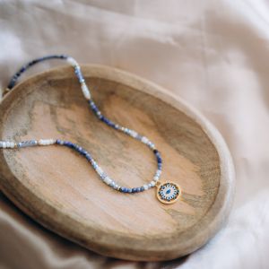 collier perles lapiz lazuli