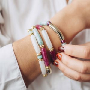 Bracelet élastique perles tubes