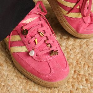 lacets décorés avec breloques