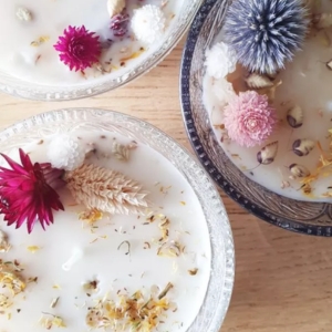 bougie fleurs s&eacute;ch&eacute;es