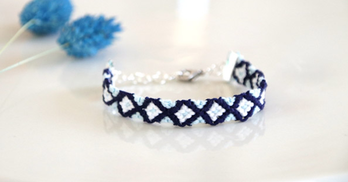 bracelet br&eacute;silien bleu
