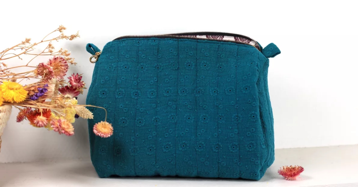 Grande trousse matelass&eacute;e