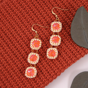 boucles oreilles pendantes avec cabochon cristal