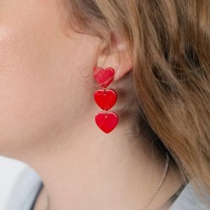 boucles d'oreilles coeur rouge