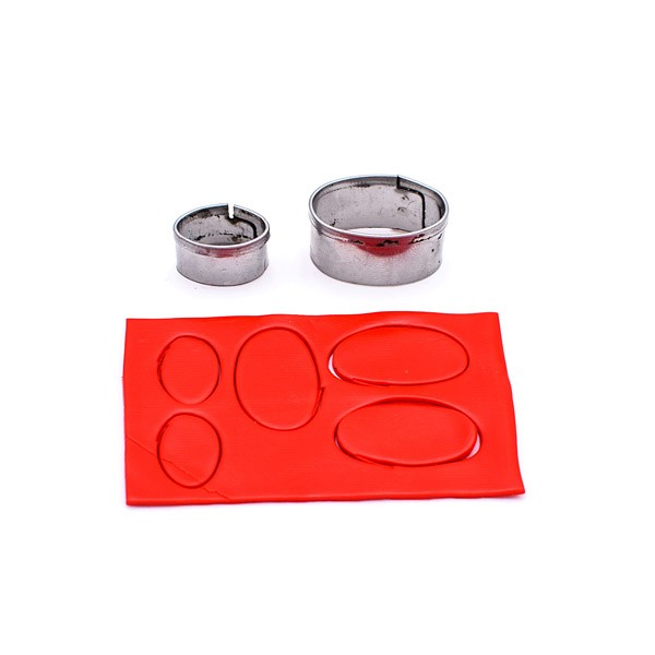 Collana di papaveri fai da te in facile argilla Fimo : Tappa 8 Collana di papaveri fai da te in facile argilla Fimo : Tappa 8