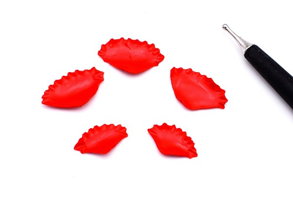 Collana di papaveri fai da te in facile argilla Fimo : Tappa 11 Collana di papaveri fai da te in facile argilla Fimo : Tappa 11