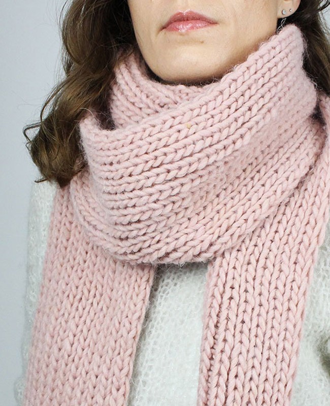 Sciarpa a maglia fai-da-te