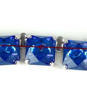 Bracciale Eléonore in perle PureCrystal e perle di vetro di Puca : Tappa 5