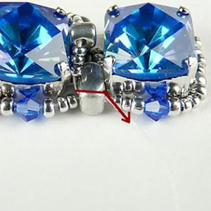 Bracciale Eléonore in perle PureCrystal e perle di vetro di Puca : Tappa 18