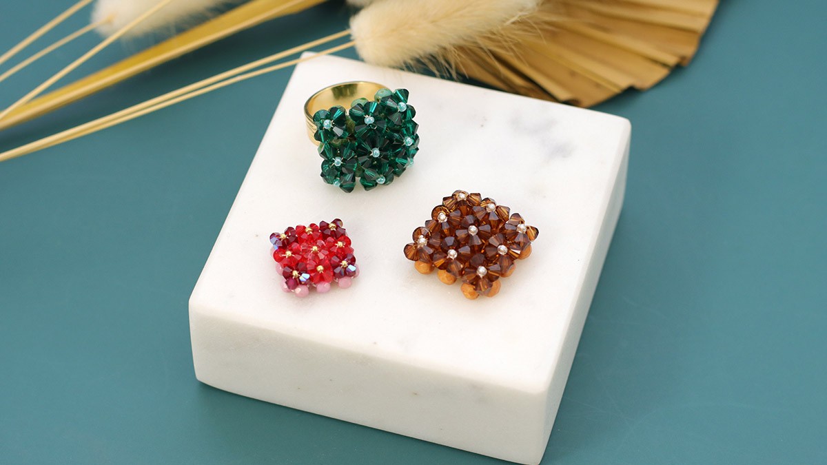 Schema Anello quadrato Tuto 9 fiori in coppe di cristallo puro Schema Anello quadrato Tuto 9 fiori in coppe di cristallo puro