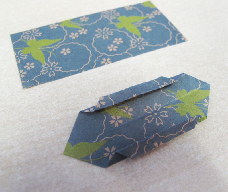 Orecchini Jungle Origami : Tappa 6 Orecchini Jungle Origami : Tappa 6