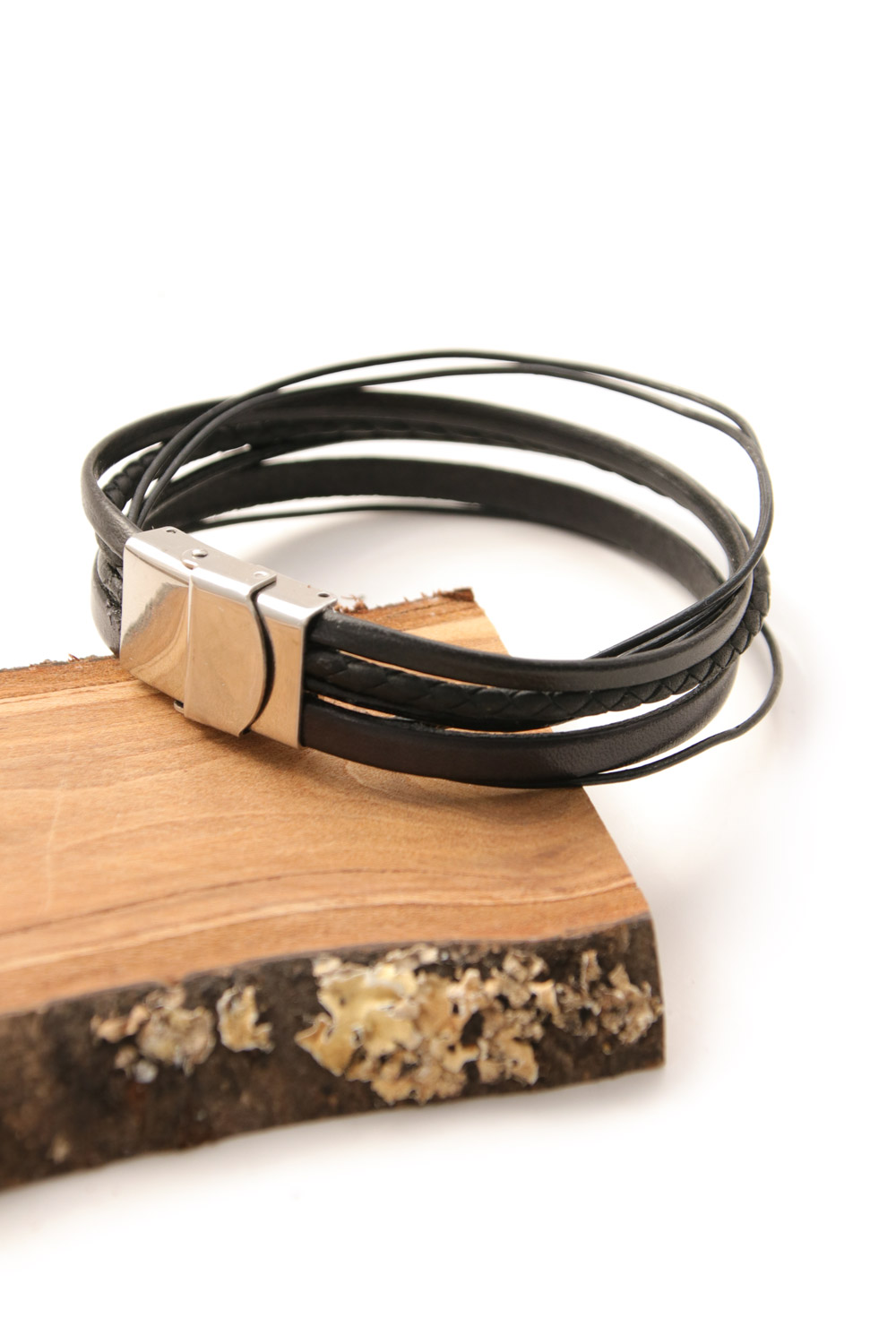 Schema Braccialetto multifili con laccetti e cordoncini di cuoio