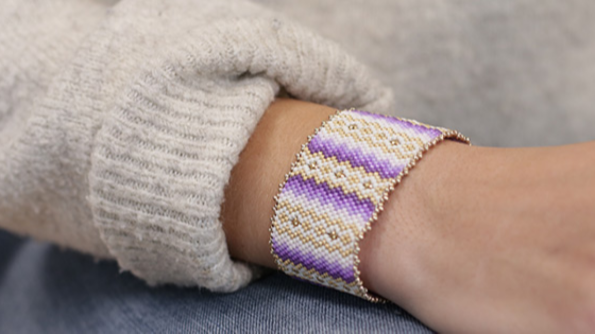 Schema Bracciale a trama peyote con perle Miyuki Delicas 11/0 con inserto PureCrystal Crystal Mesh Strass