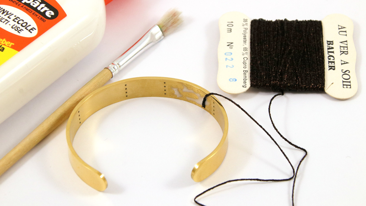 Bracciale chic Miyuki perline e fili d'oro in acciaio inossidabile lucido : Tappa 1