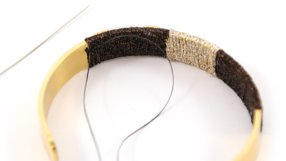 Bracciale chic Miyuki perline e fili d'oro in acciaio inossidabile lucido : Tappa 7