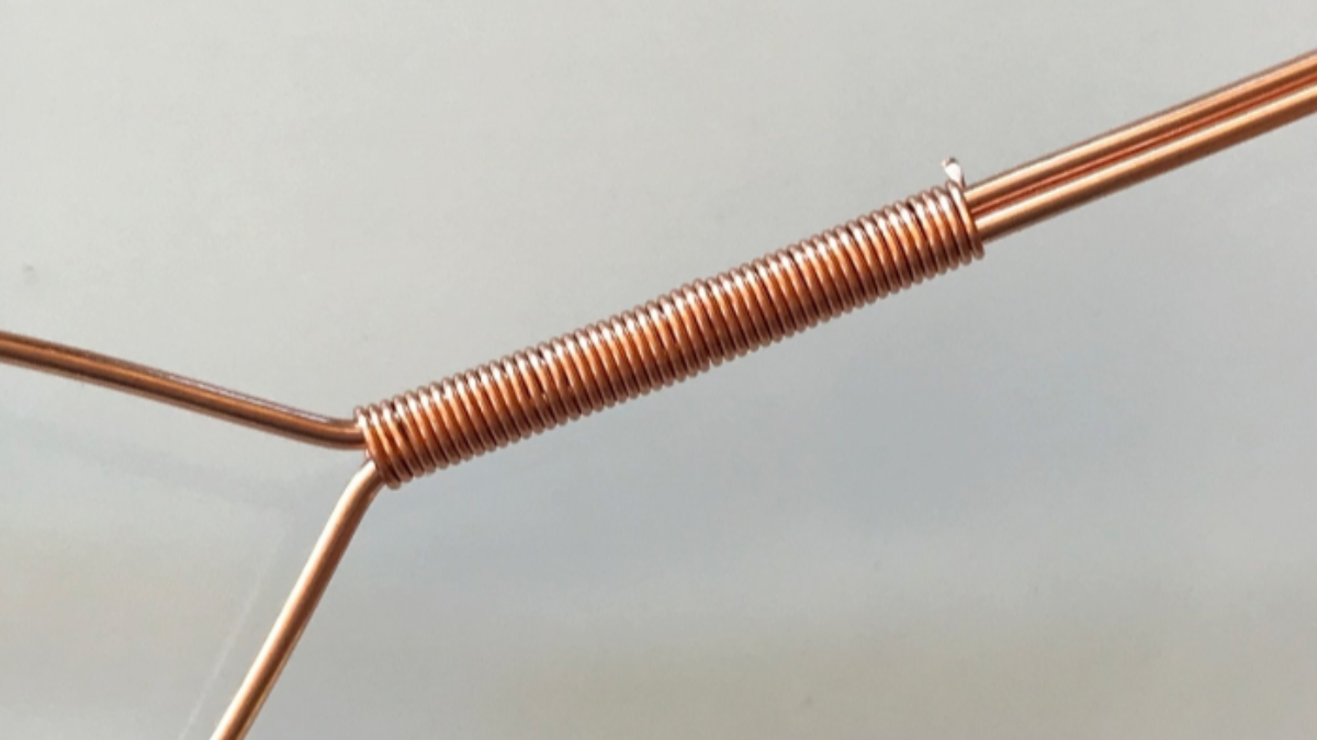 Set di pendenti in pietra preziosa con filo di rame : Tappa 8