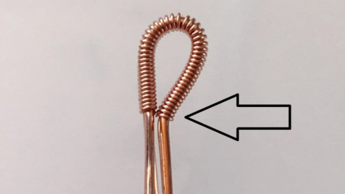 Set di pendenti in pietra preziosa con filo di rame : Tappa 15