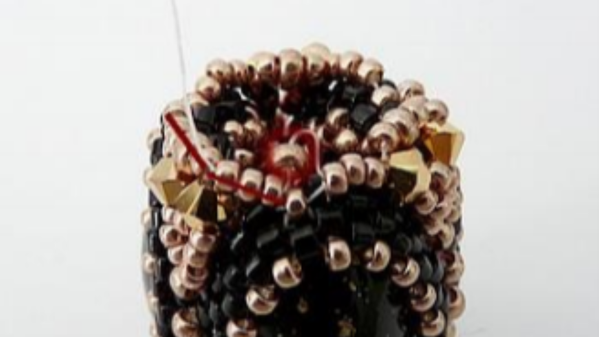 Accessorio borsa, angelo perla pompon con perle Athos di Puca : Tappa 29