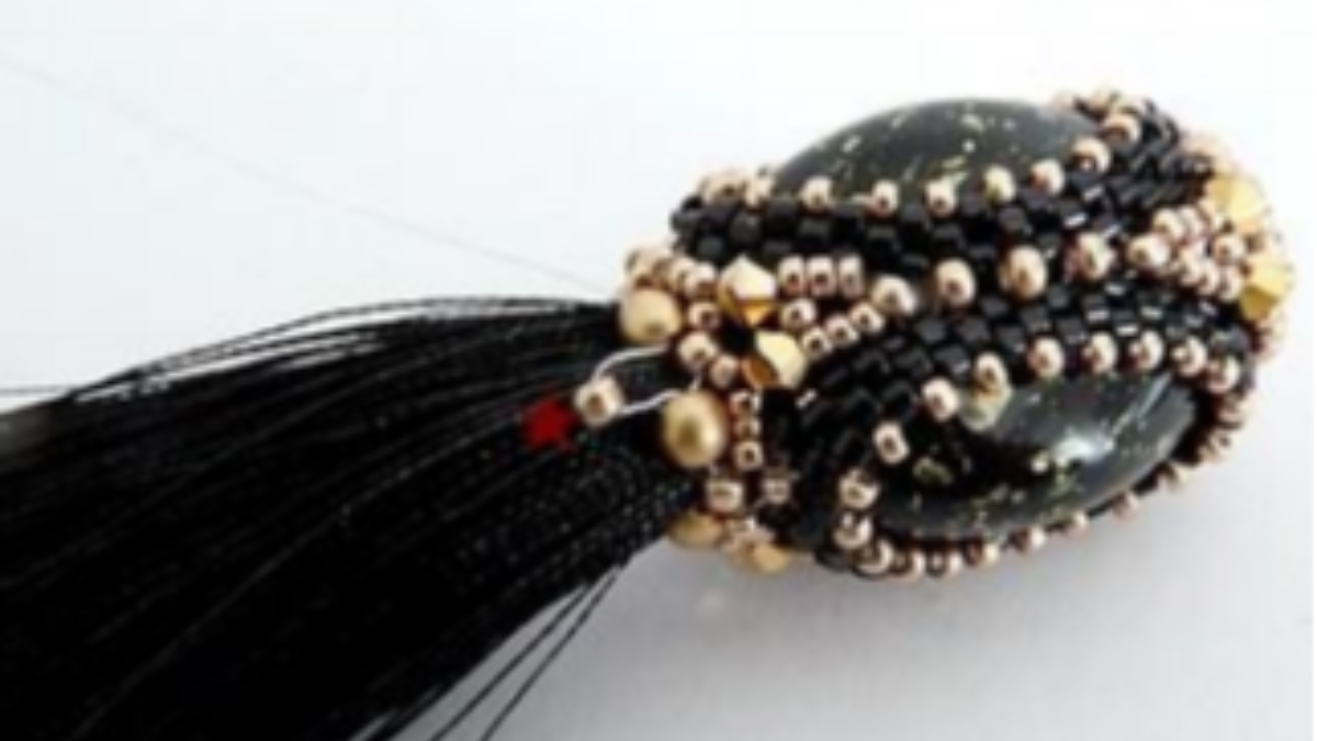 Accessorio borsa, angelo perla pompon con perle Athos di Puca : Tappa 34