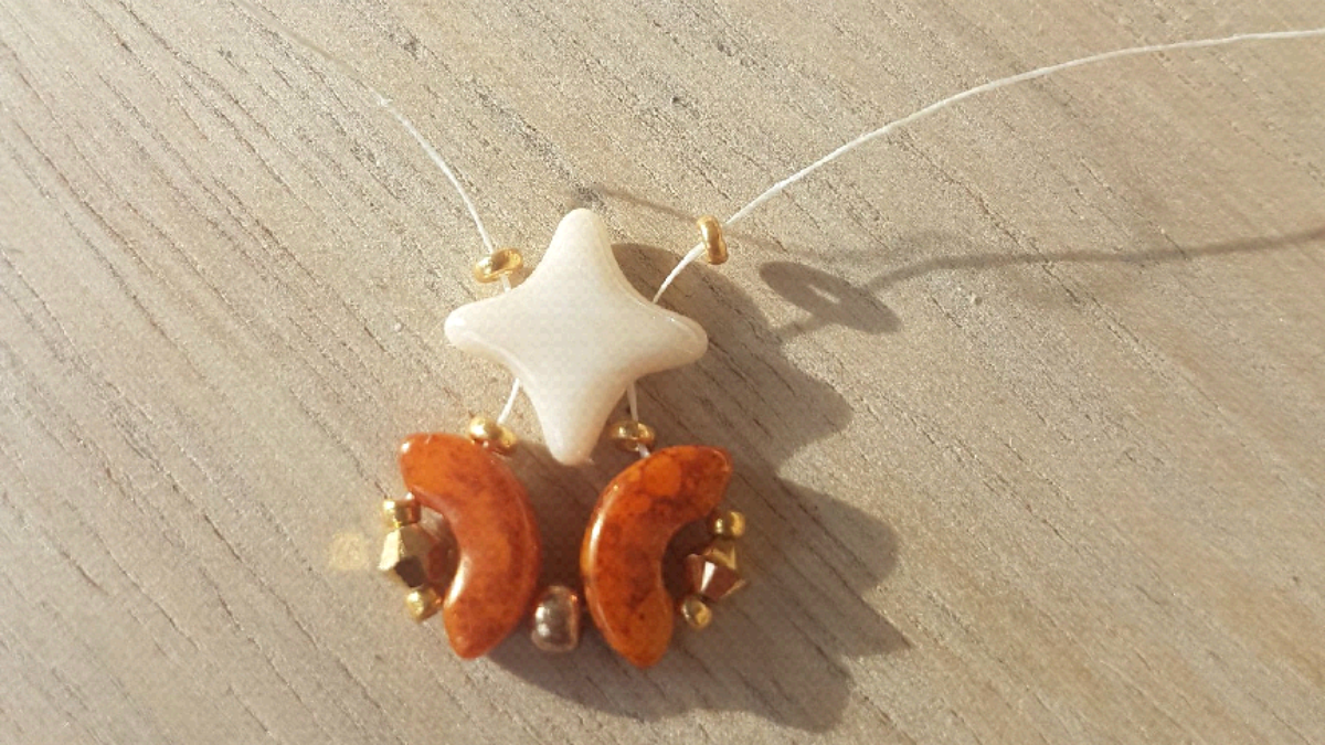 Bracciale chic da festa con perline Starbeads e perline Arcos di Puca : Tappa 3 Bracciale chic da festa con perline Starbeads e perline Arcos di Puca : Tappa 3