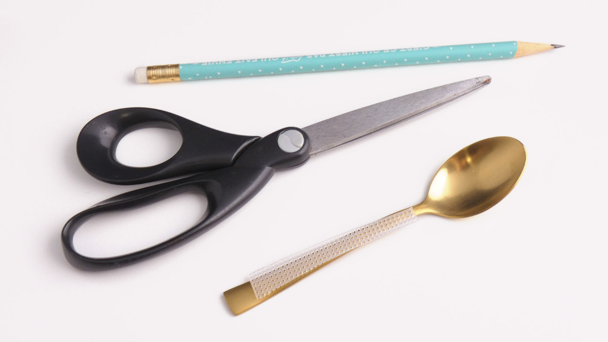 Cucchiaio fai da te Custo con perline di semi e perline di cristallo : Tappa 1