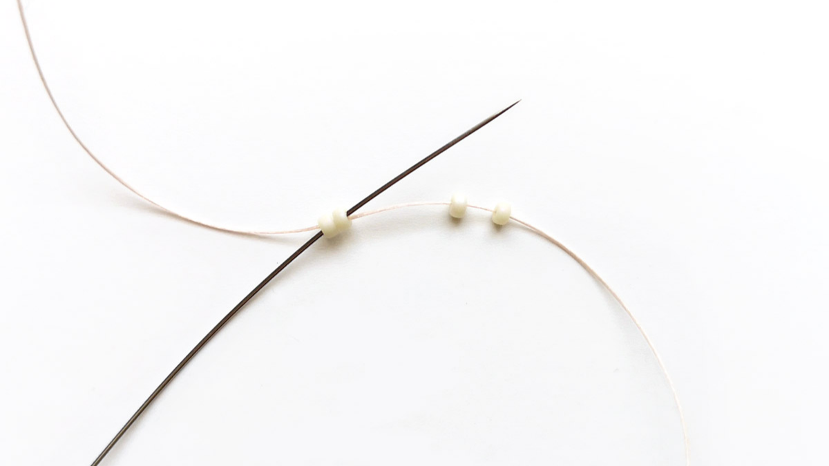 Bracciale a spina di pesce intrecciato con perle di semi Miyuki 15/0 : Tappa 1