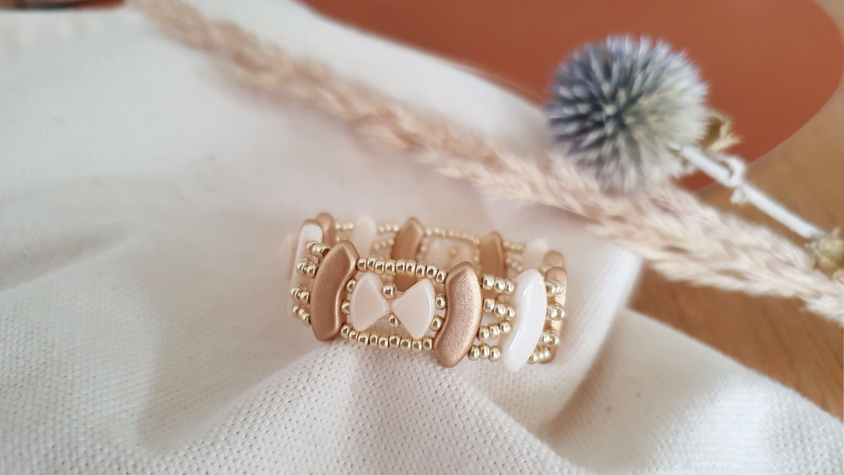 Bracciale di perle di vetro PieDuo e QuadBow