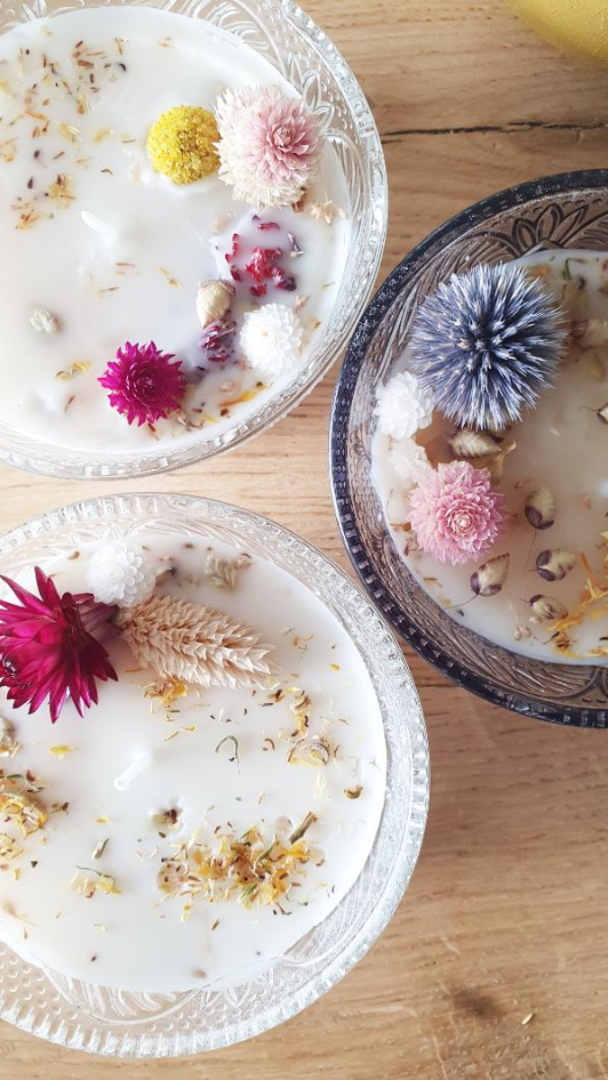 Schema Candela profumata fai da te con fiori secchi Schema Candela profumata fai da te con fiori secchi