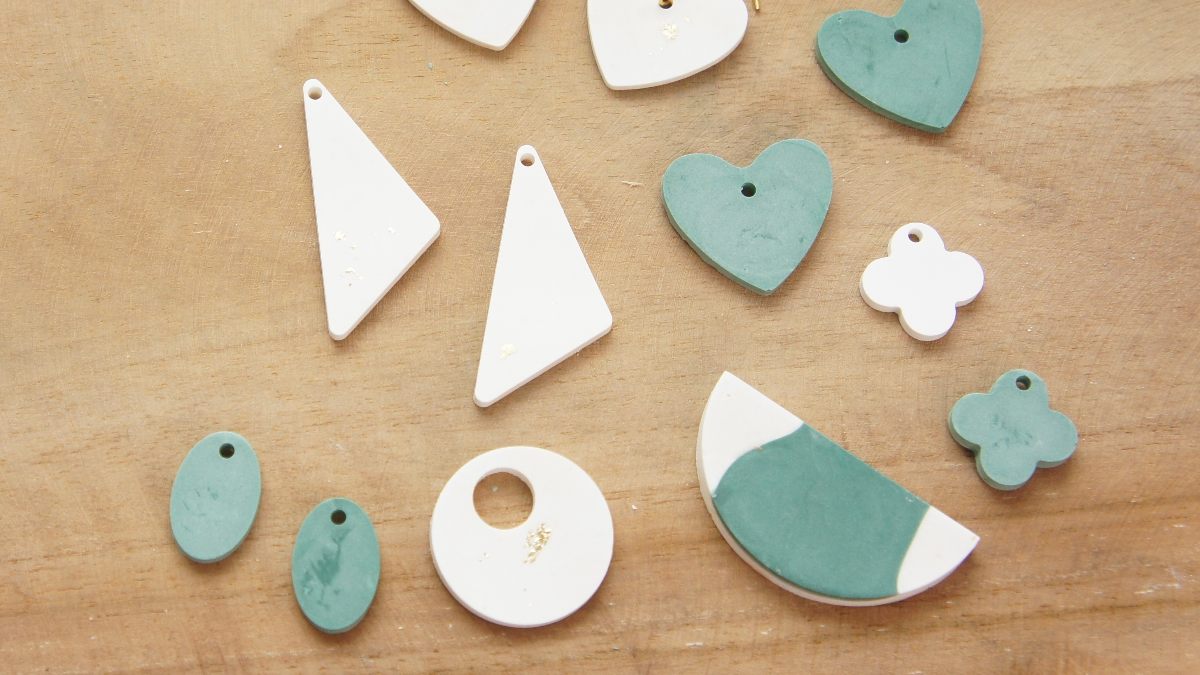 Schema Tutorial per orecchini con imitazione di ceramica Raysin Moulding Powder