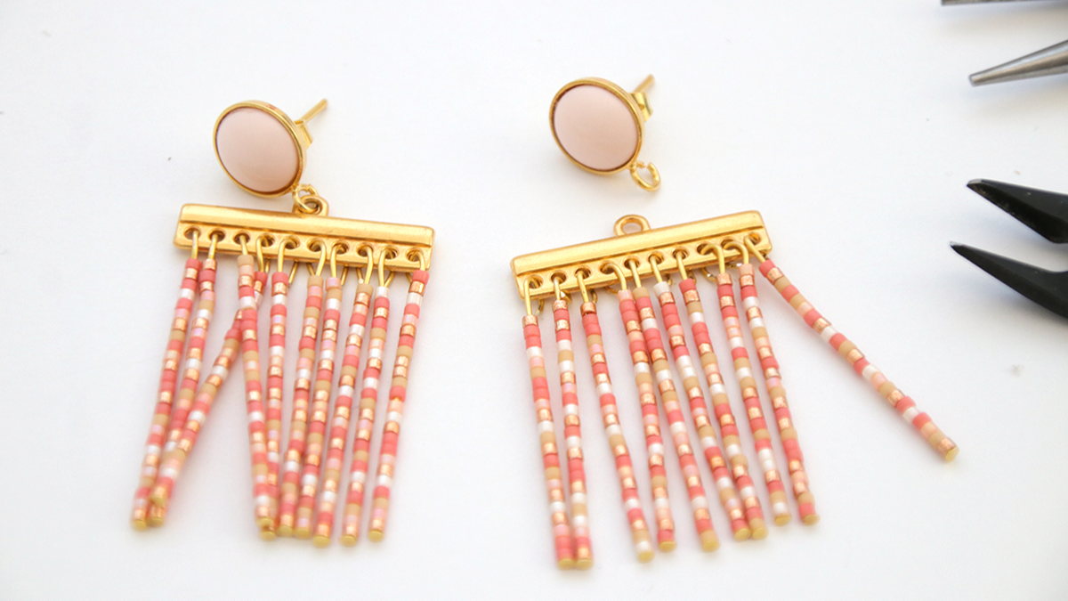 Miyuki Delicas 11/0 orecchini con frange di perline : Tappa 5