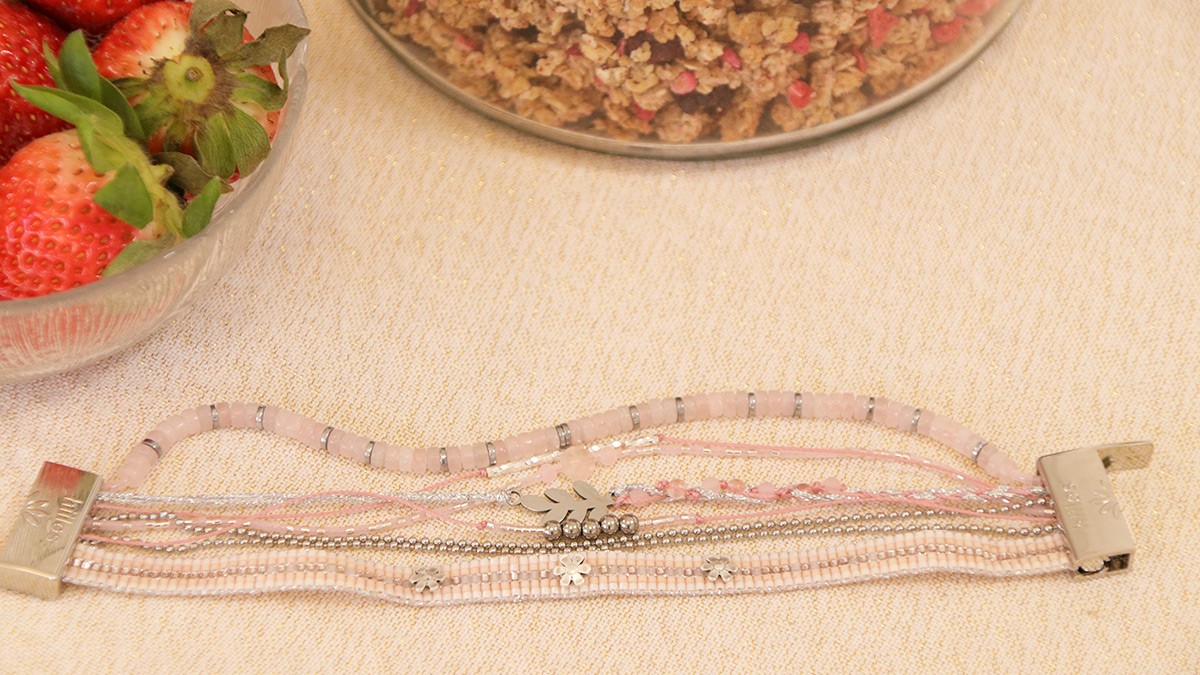 Schema Bracciale in quarzo rosa e acciaio inossidabile con chiusura Hiilos