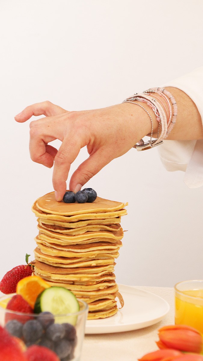 Schema Bracciale in quarzo rosa e acciaio inossidabile con chiusura Hiilos
