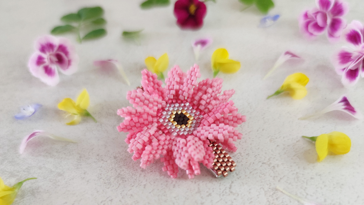 Schema Miyuki Delicas 11/0 perlina intreccia fiore clip