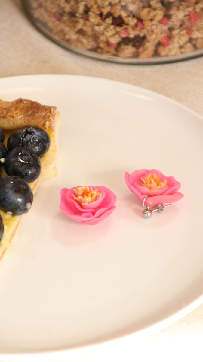 Schema Orecchini di peonia in argilla polimerica